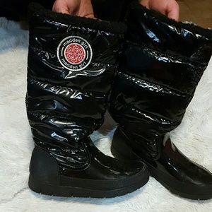 Madden girl boot sz 9